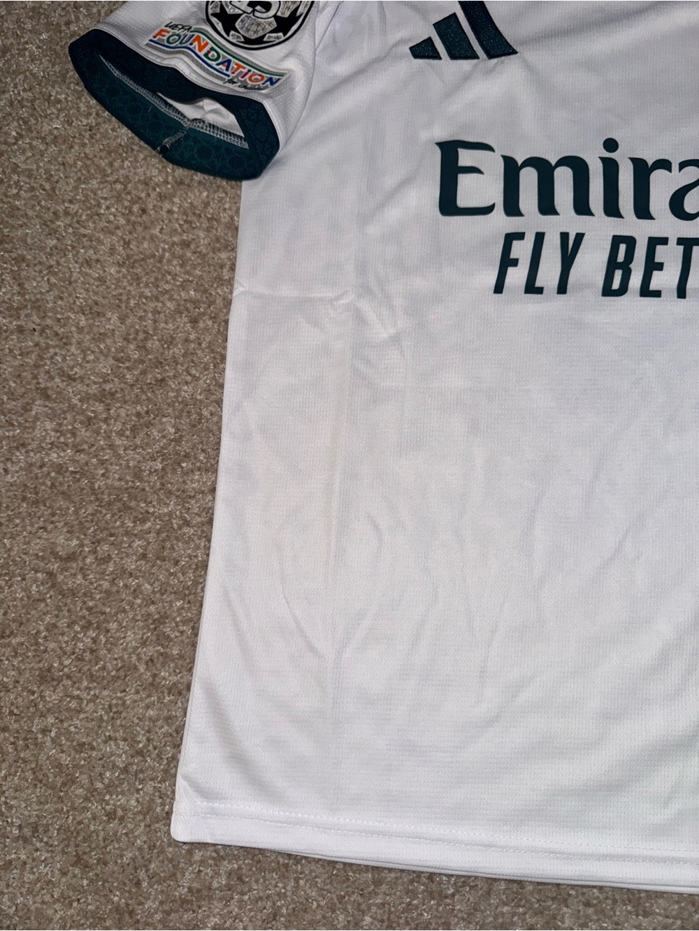 Adidas Real Madrid 2026-2027 Bellingham #5 Men’s Fan Version Home Soccer Jersey🆕 - Picture 5 of 9